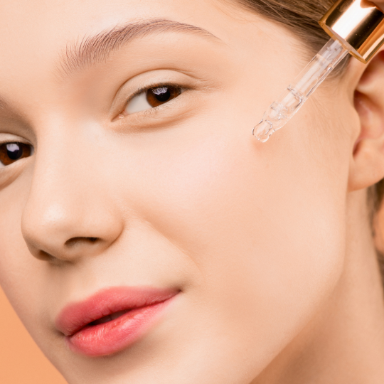 Read more about the article 12 Dermatologist-Approved Skin Care Tips for 2022